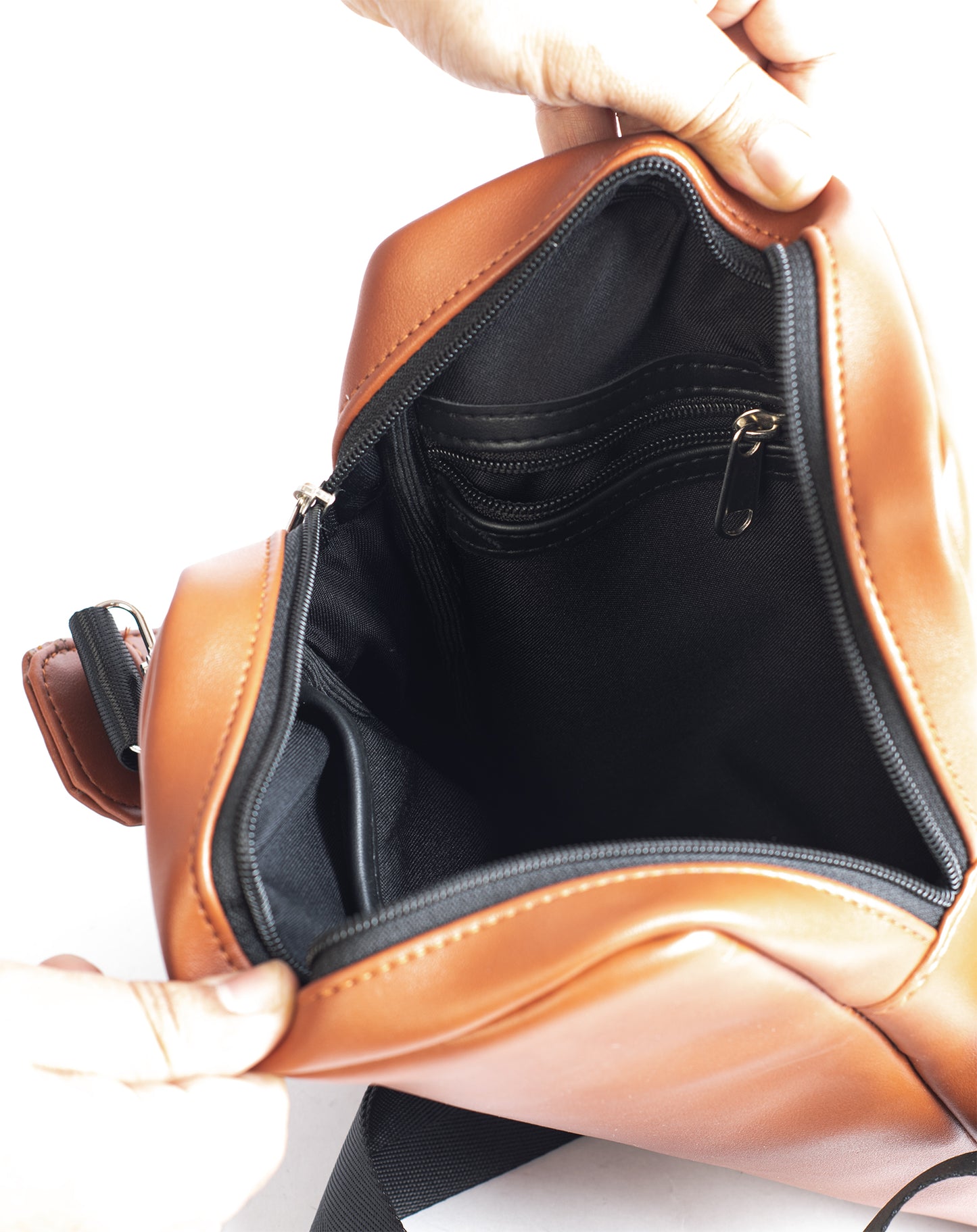 L3 Leather Crossbody Bag