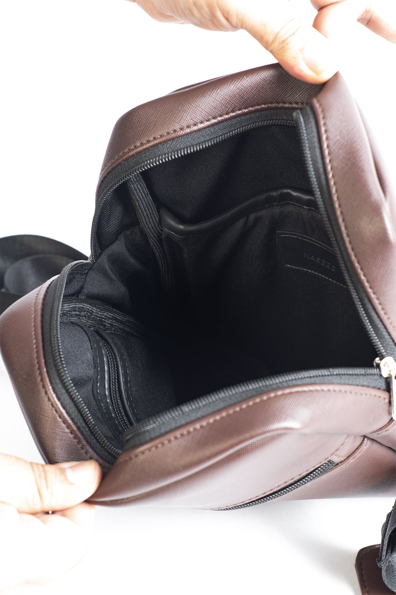 L3 Leather Crossbody Bag